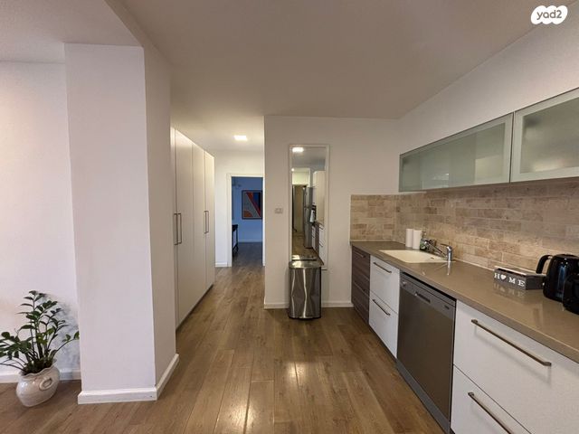 דירה, הירקון 185, תל אביב יפו