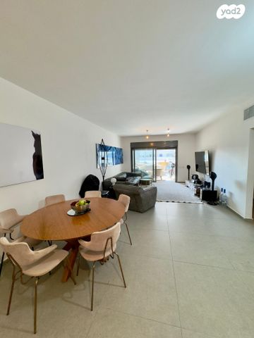 דירה, המשתלה, תל אביב יפו