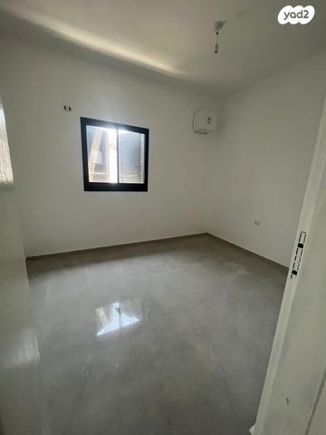 דירה, ישראל טייבר, גבעת הרמבם, גבעתיים