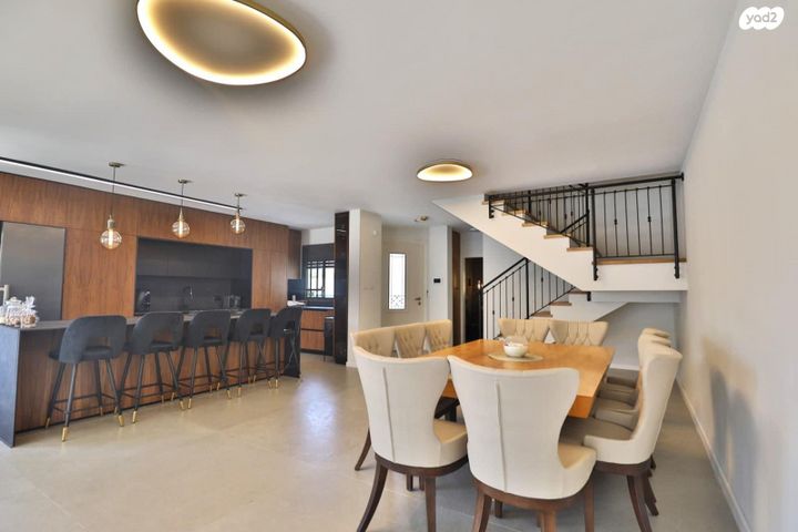 בית פרטי/ קוטג', שתולים