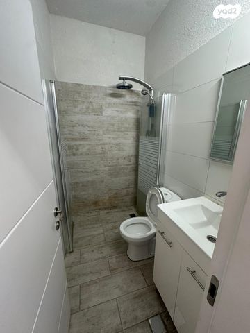 דירה, בן יהודה 17, מסדה, חיפה