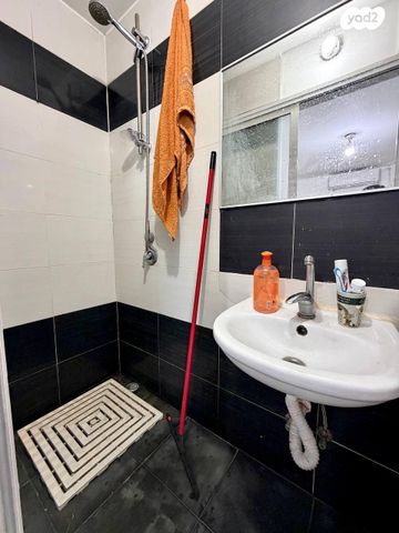 דירה, שדרות ירושלים 1, מרכז העיר, סביניה, הוותיקה, קרית ביאליק