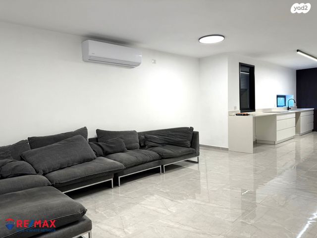 דירה, ראשון לציון 4, מרכז העיר דרום, נתניה