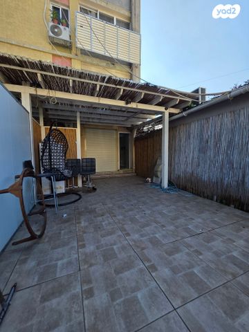 יחידת דיור, ז'בוטינסקי, צור שלום, קרית ביאליק