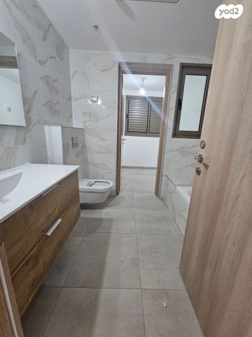 גג/ פנטהאוז, בורוכוב, נתניה