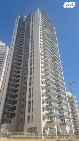 דירה, אמנון ליפקין שחק, נוף הטיילת, נתניה