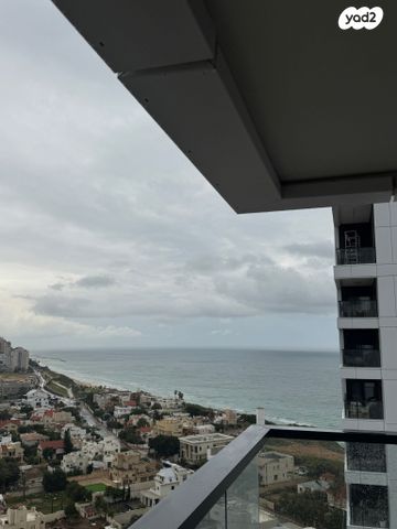 דירה, לויתן 1, חוף הזהב, נתניה