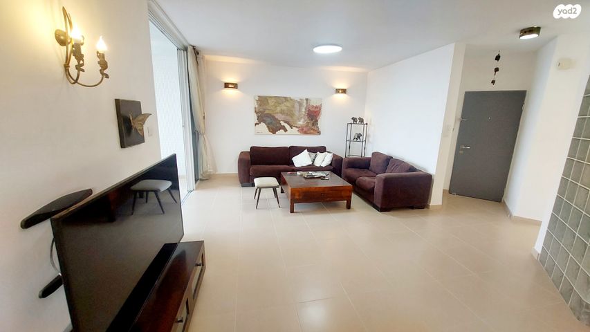 דירה, שדרות העצמאות, בת ים