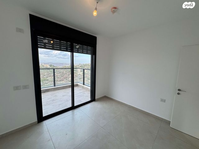 גג/ פנטהאוז, הרב ישראל גרוסמן, רמת אברהם, בית שמש