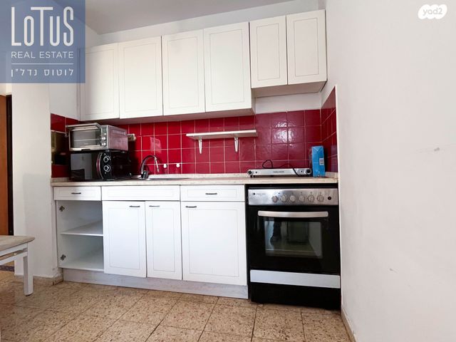 דירה, קדושי השואה, הרצליה פיתוח, הרצליה