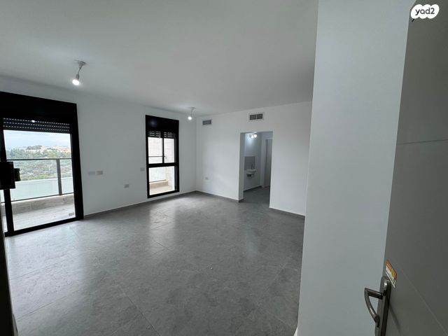 דירה, הרב ישראל גרוסמן, רמת אברהם, בית שמש