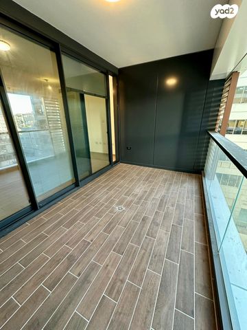 דירה, תוצרת הארץ, נחלת יצחק, תל אביב יפו