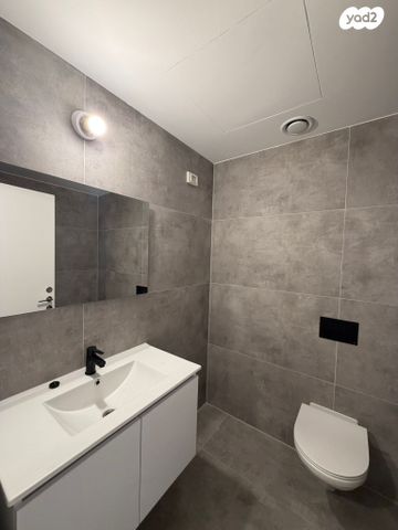 דירה, תוצרת הארץ 5, נחלת יצחק, תל אביב יפו