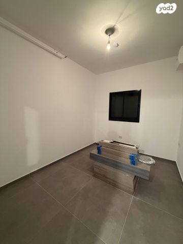 דירה, תוצרת הארץ 5, נחלת יצחק, תל אביב יפו