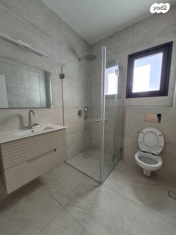 גג/ פנטהאוז, עפולה