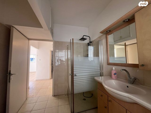 דירה, ארלוזורוב 60, שכונת חשמונאים, מרכז העיר א, רמת גן