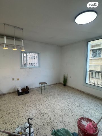 דירה, פנחס רוטנברג, נגבה, רמת גן