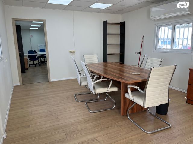 משרדים, שדרות גן רווה, אזור תעשיה, יבנה