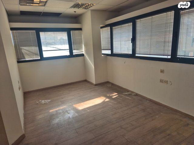 משרדים, דרך בן גוריון, רמת גן