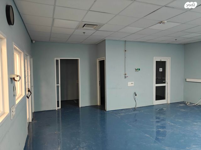 מבני תעשיה, איזור תעשייה, קצרין