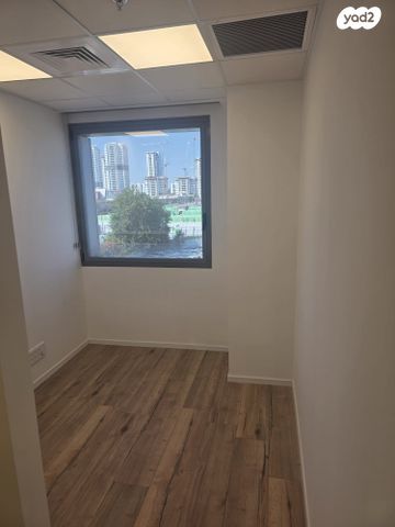 משרדים, קרית איתנים, אשדוד