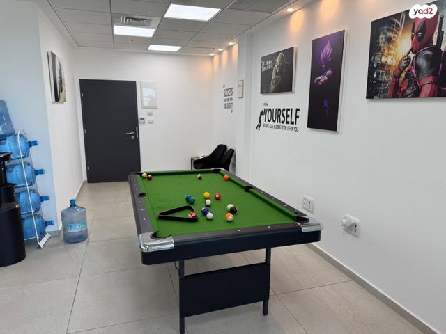 משרדים, נח מוזס, ראשון לציון