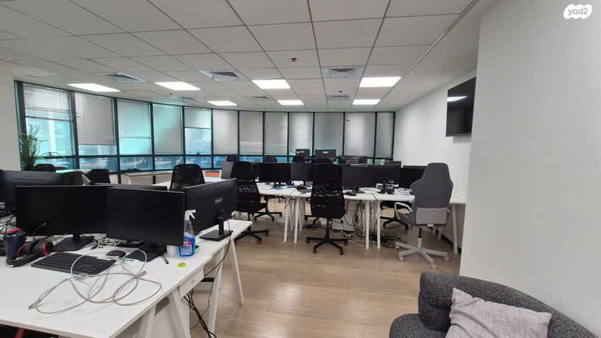 משרדים, רמת גן