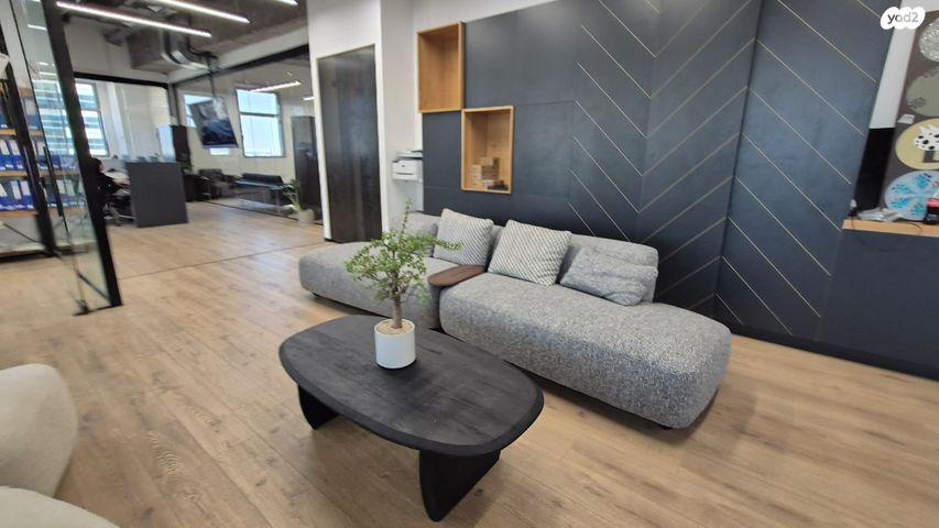 משרדים, רמת גן