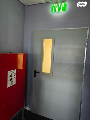 מבני תעשיה, איזור תעשייה, קצרין