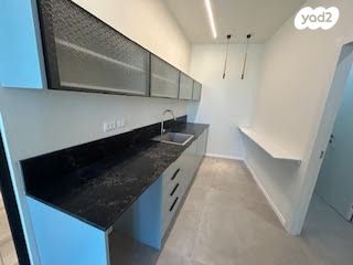 משרדים, דרך מנחם בגין 13, בורסה, רמת גן