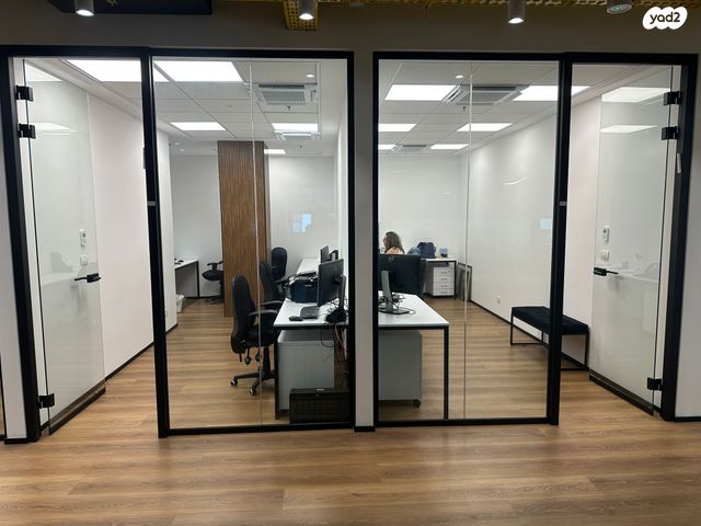 משרדים, אזור תעשיה, יבנה