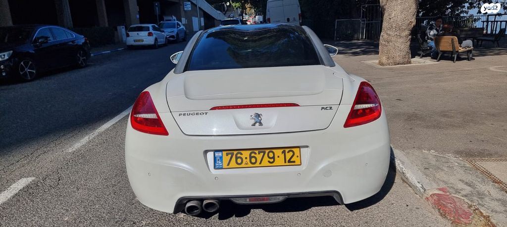 פיג'ו RCZ
