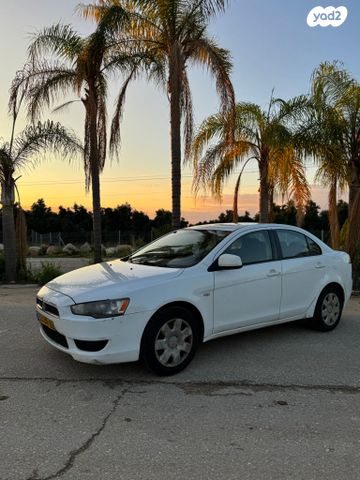 מודעת רכב מיצובישי לנסר