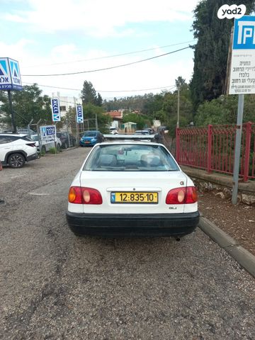 מודעת רכב טויוטה קורולה