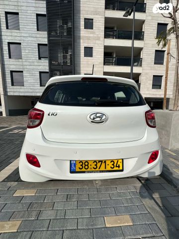 יונדאי i10