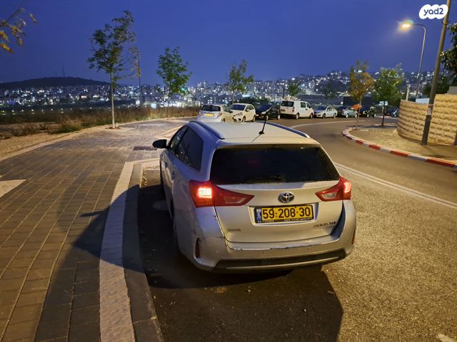 טויוטה אוריס