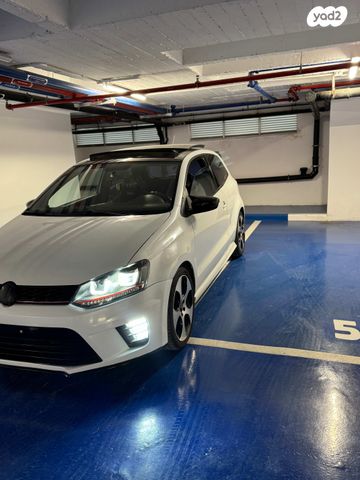 פולקסווגן פולו 