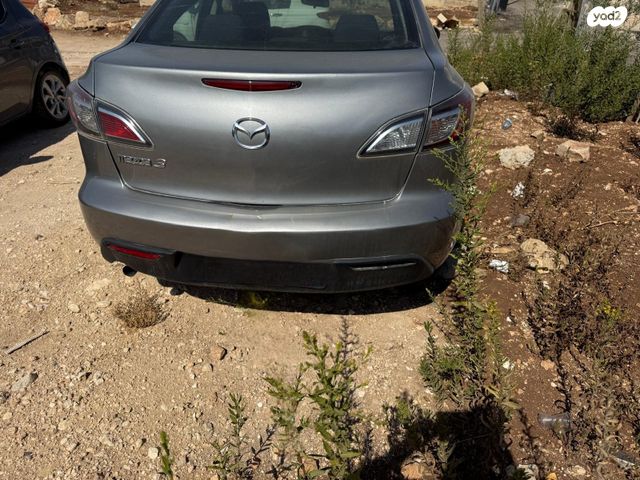 מאזדה 3