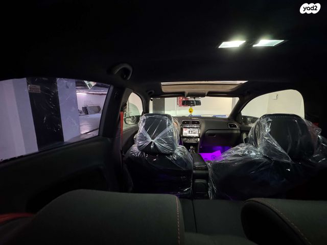 פולקסווגן פולו 