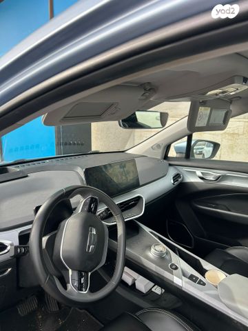 מודעת רכב ג׳ילי Geometry C