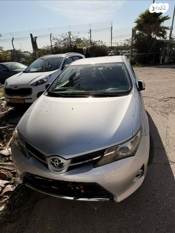 מודעת רכב טויוטה אוריס