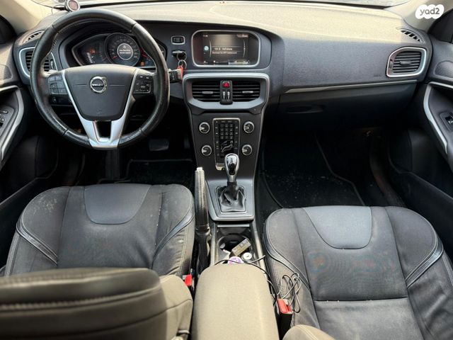 מודעת רכב וולוו V40