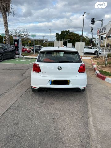 פולקסווגן פולו 