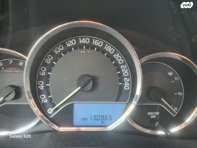 טויוטה קורולה