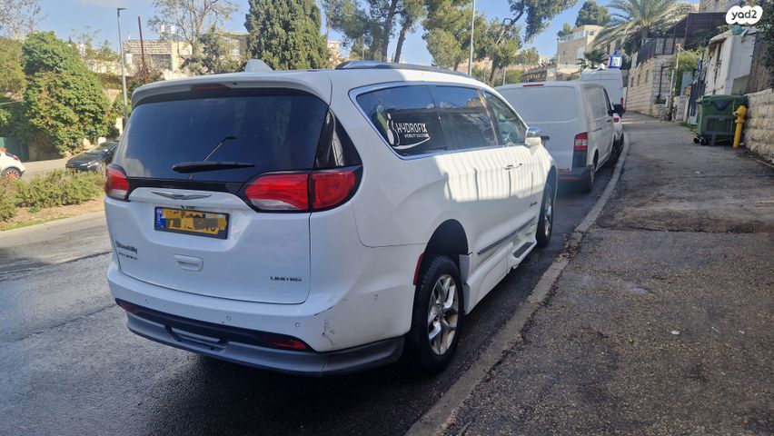 מודעת רכב קרייזלר פסיפיקה