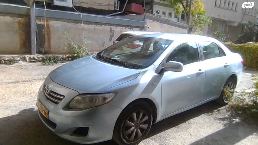 טויוטה קורולה