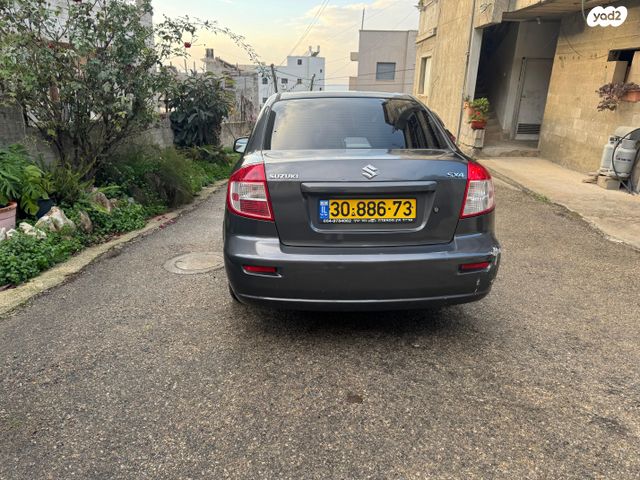 סוזוקי SX4