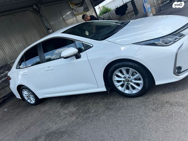 מודעת רכב טויוטה קורולה