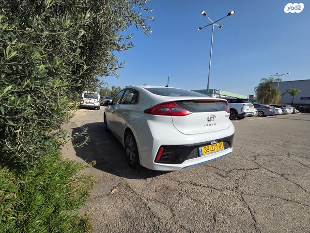 יונדאי איוניק