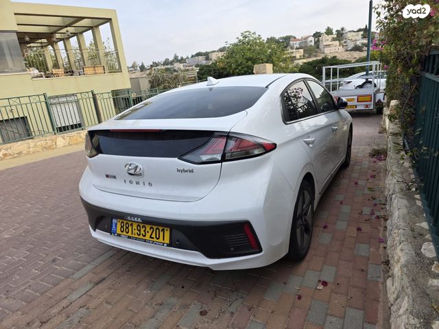 מודעת רכב יונדאי איוניק